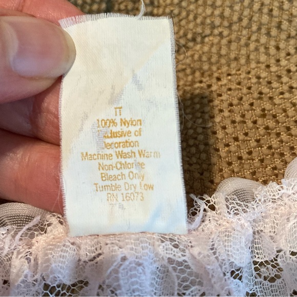 Vintage Texsheen Pale Pink Lace Bed Jacket Sz S. - Picture 10 of 10